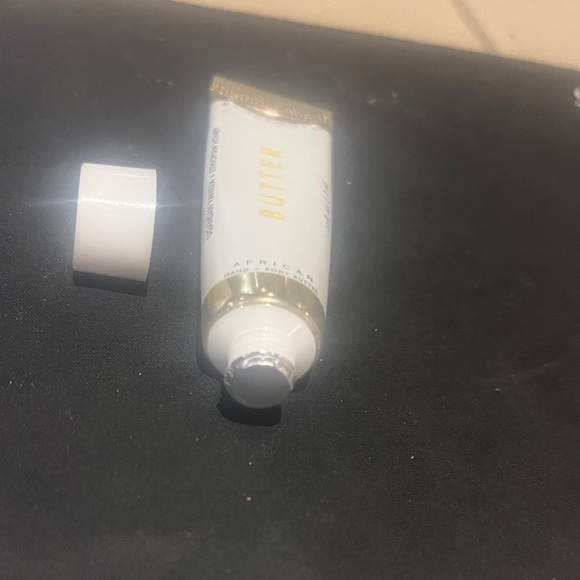 Butter African hand and body butter NWT sealed - Picture 3 of 3